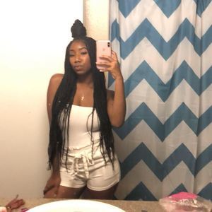 Meet your Posher, Lashay